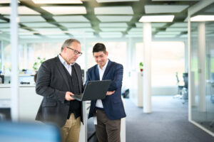 Dr. Thomas Stoffmehl (left)